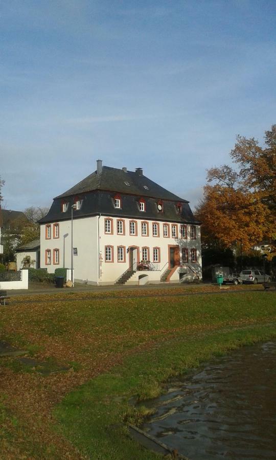 Ferienwohnung Roeschen Bernkastel-Kues Zewnętrze zdjęcie