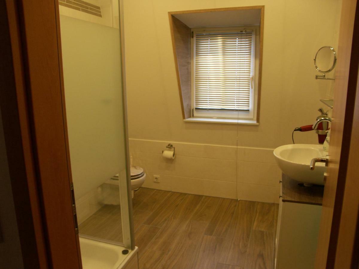 Ferienwohnung Roeschen Bernkastel-Kues Zewnętrze zdjęcie